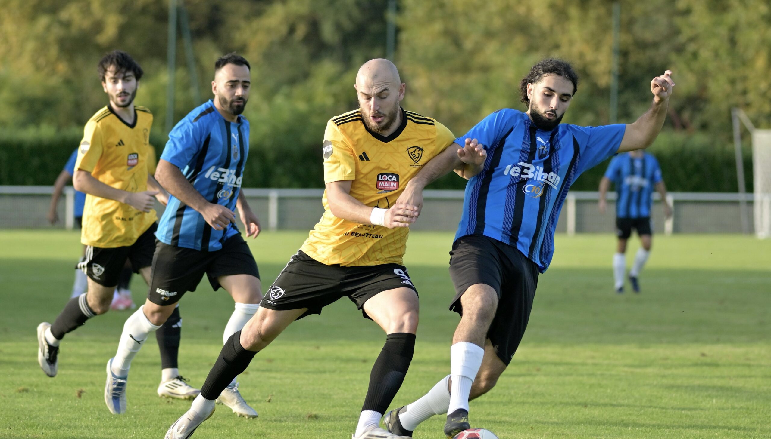 Sans briller, Villenave prend les trois points