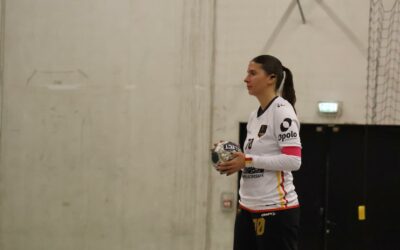 Pauline étend sa toile