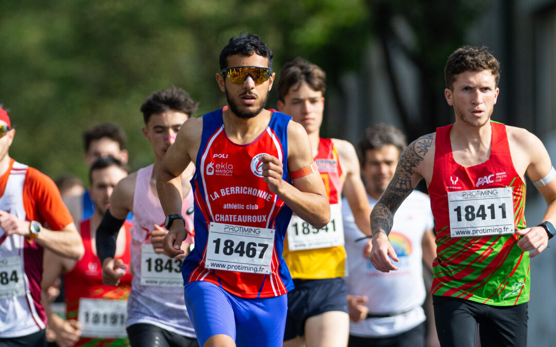 Wail Ez Zaouia en démonstration dans les rues de Bègles