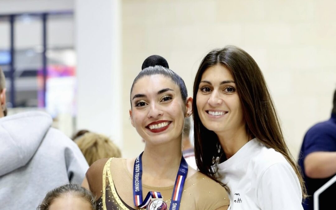 Manon rentre dans le grand monde